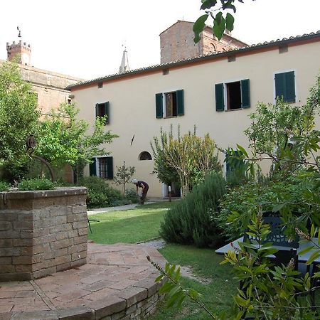 Il Giardino Segreto Hotel ปีเอนซา ภายนอก รูปภาพ