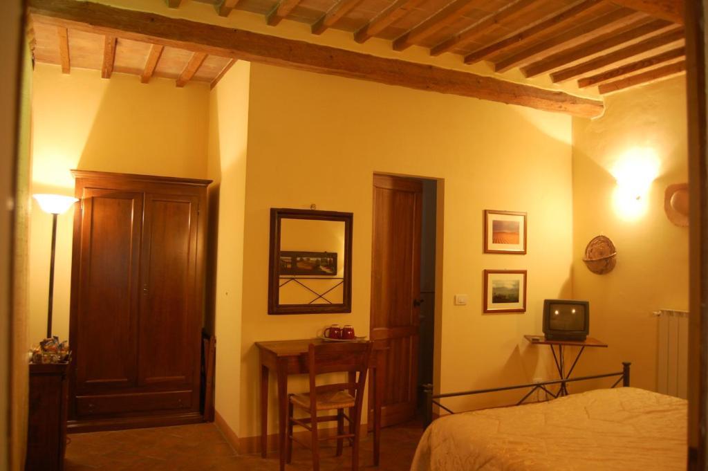 Il Giardino Segreto Hotel ปีเอนซา ภายนอก รูปภาพ